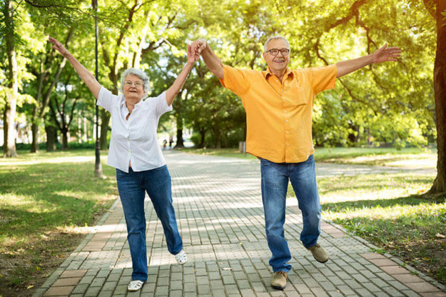 What Are The Health Benefits Of Walking For Seniors? What Are The Health Benefits Of Walking For Seniors?